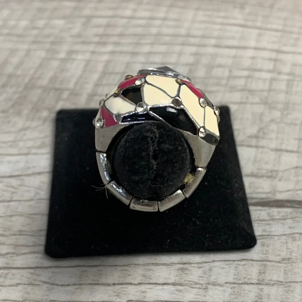Vintage Style Enamel Mosaic Dome Ring Red Black Cream Stretch Band Size 6.5 3904